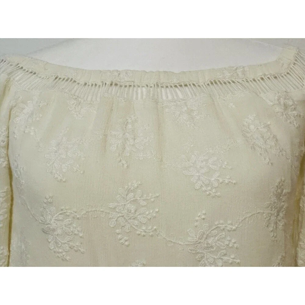 ASTR The Label Women Size XS Embroidered Floral Lined Mini Dress Boho
